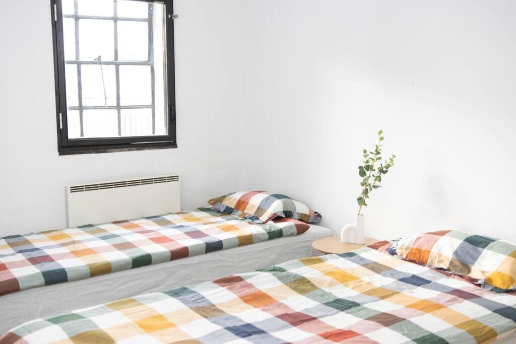 Historical Malt Factory Apartment, 6 Bedrooms, Sleeps 12 , Hot Tub Helsingborg Exterior photo